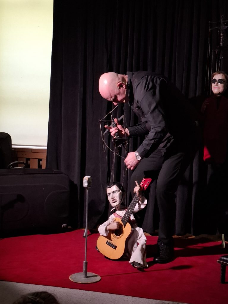 Teatr Falkoshow w przedszkolu – „Marionetki”